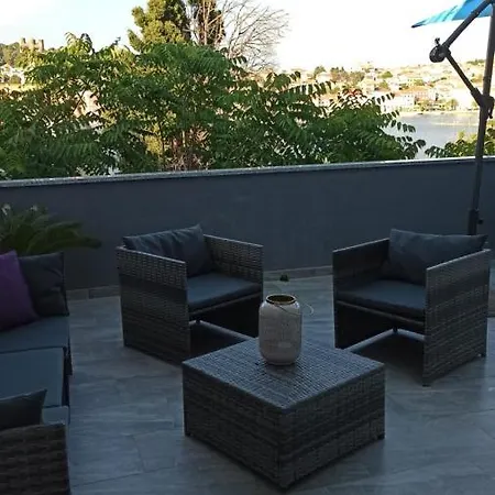 Luna Apartamento Mali Lošinj