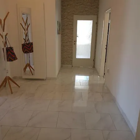 Apartment Luna